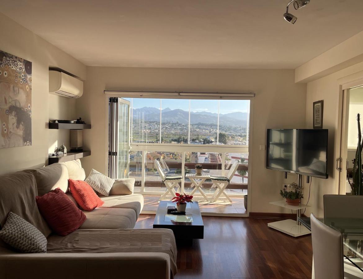 Piso Con Piscina Primera Linea De Playa Apartment Torre Del Mar Luaran gambar